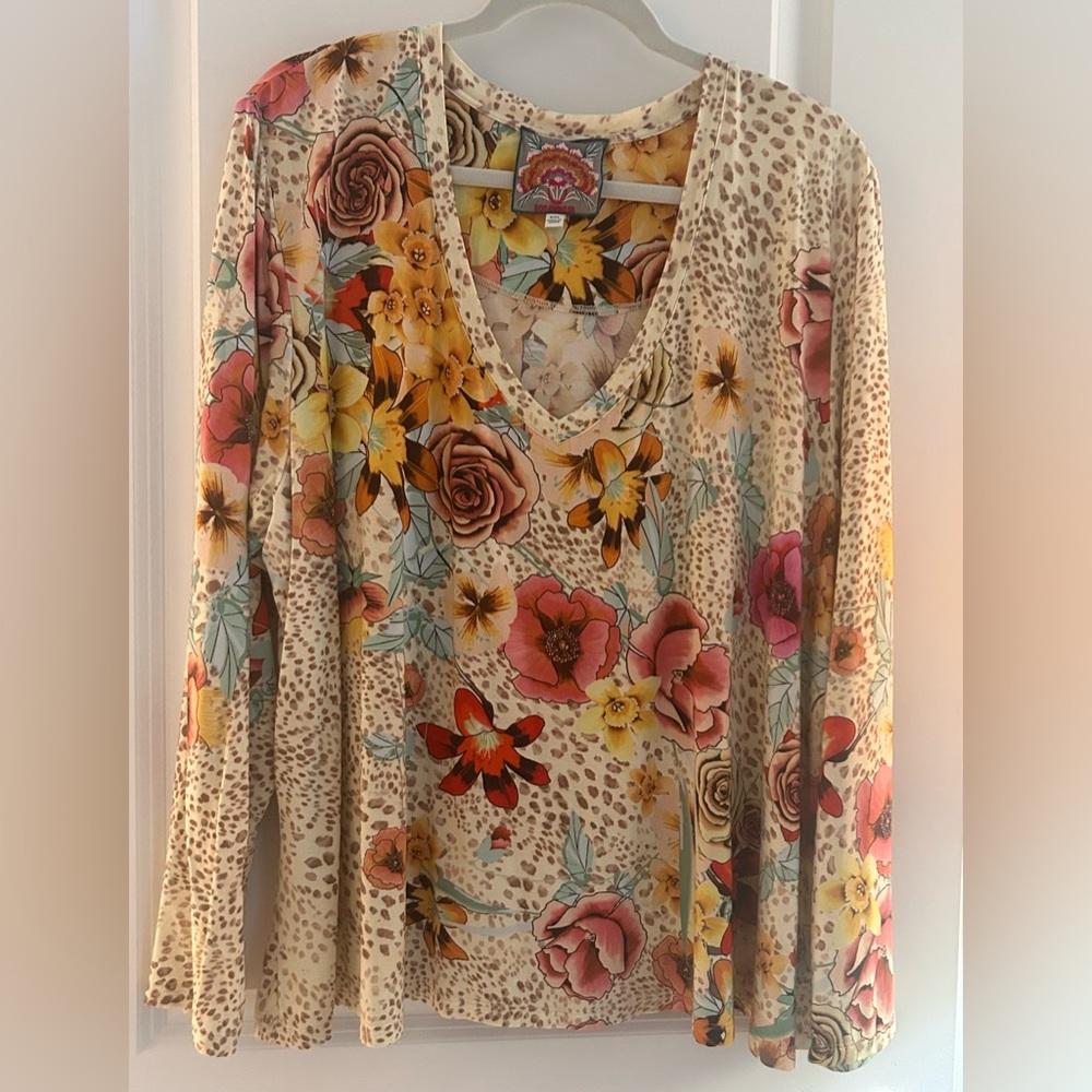 Johnny Was V-neck Floral Bamboo Viscose Top XXL